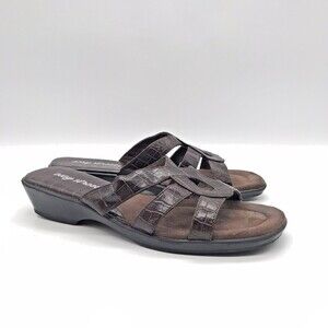 Easy Street Women's 9M Brown Sandals Faux Croc Print Open Toe Slides Mules Shoes